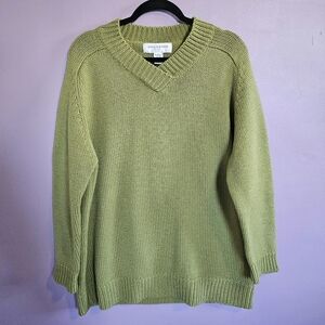 Jones New York Sport Vintage 100% Wool Avocado Green Fisherman Knit Sweater